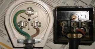 Подключение и монтаж розетки для электроплиты от 560 руб в Полевском - ЭлектроПлв